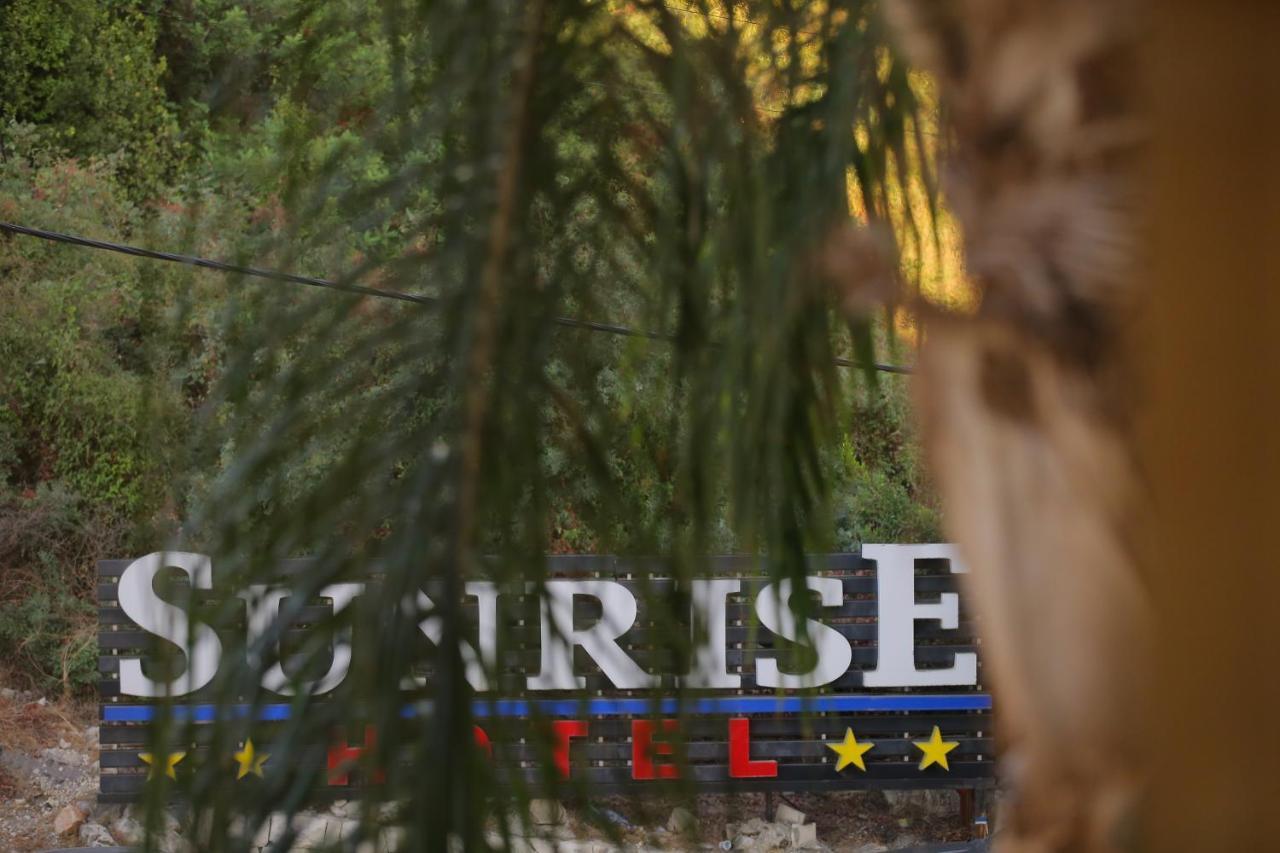 Sunrise Hotel Jounieh Kültér fotó